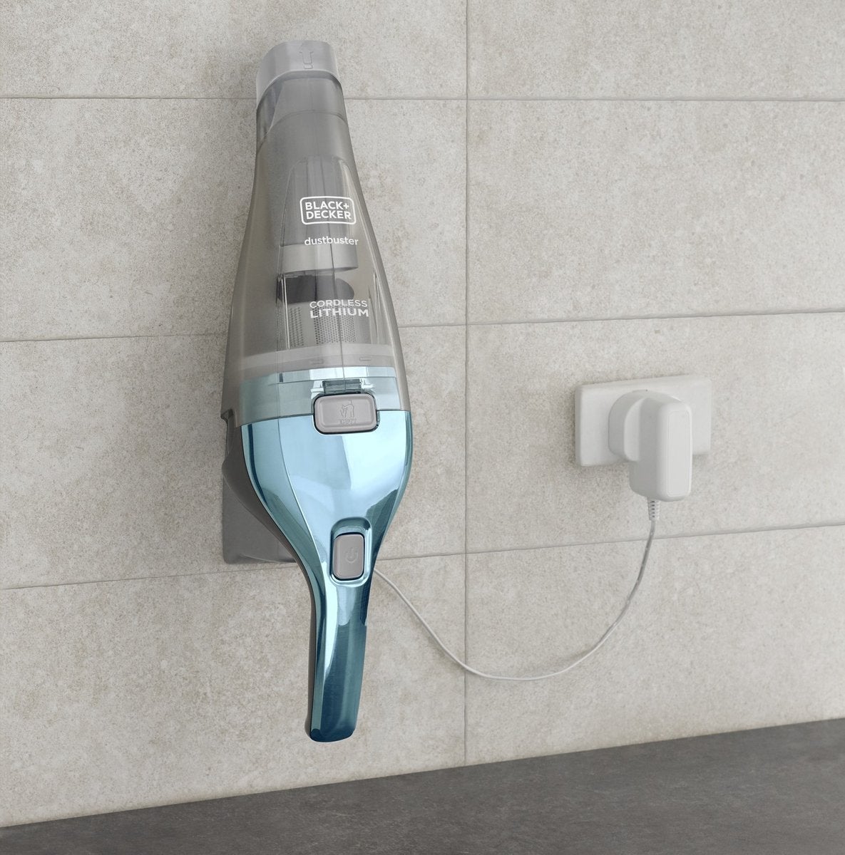 BLACK+DECKER NVC220WBC