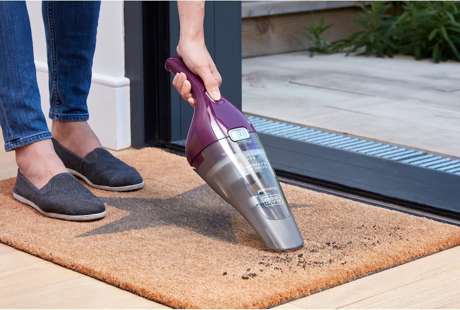 BLACK+DECKER NVC115W-QW