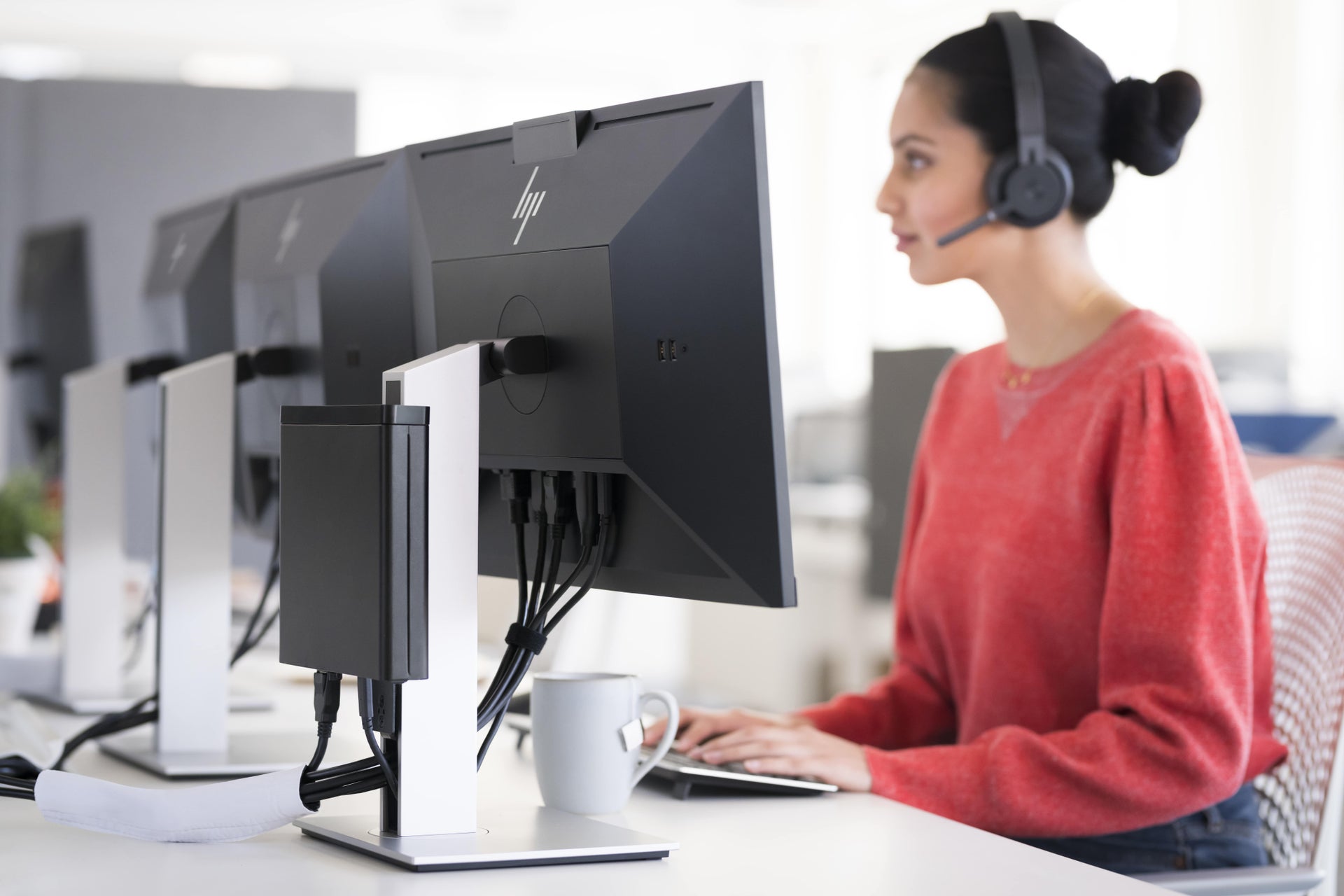 HP EliteDisplay E24 G4