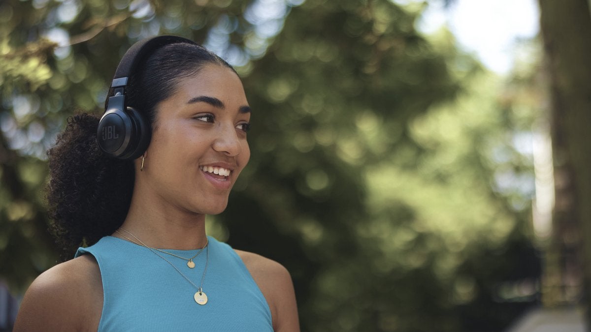 JBL Live 670NC Zwart